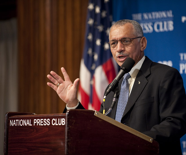 NASA Chief to Senators: Mars is the Ultimate Destination